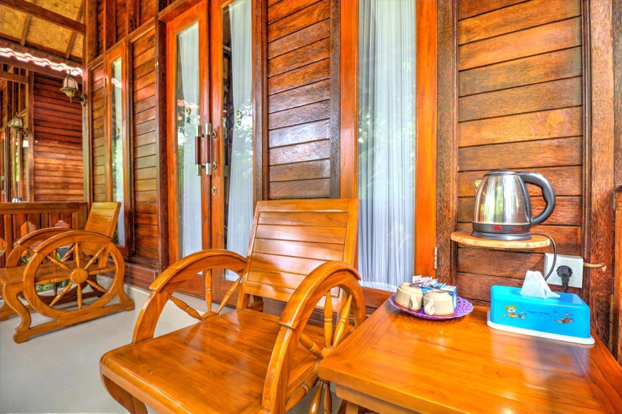 Asoka Bungalows Ped Exteriör bild